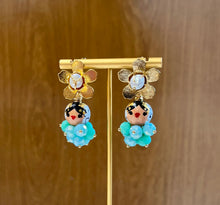 Cargar imagen en el visor de la galería, Aretes Estelita verde, rosado y amarillo.