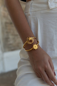Pulsera Cuff Heredera empollerada