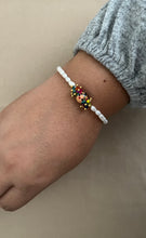 Cargar imagen en el visor de la galería, Pulsera Estelita Montuna.
